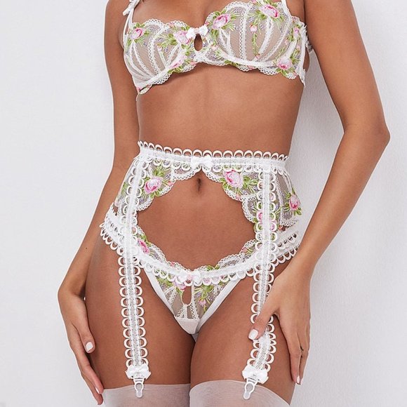 VS FOR LOVE & LEMONS XS/S Trellis Rose Garter Victoria's Secret White Floral NWT - Picture 3 of 12